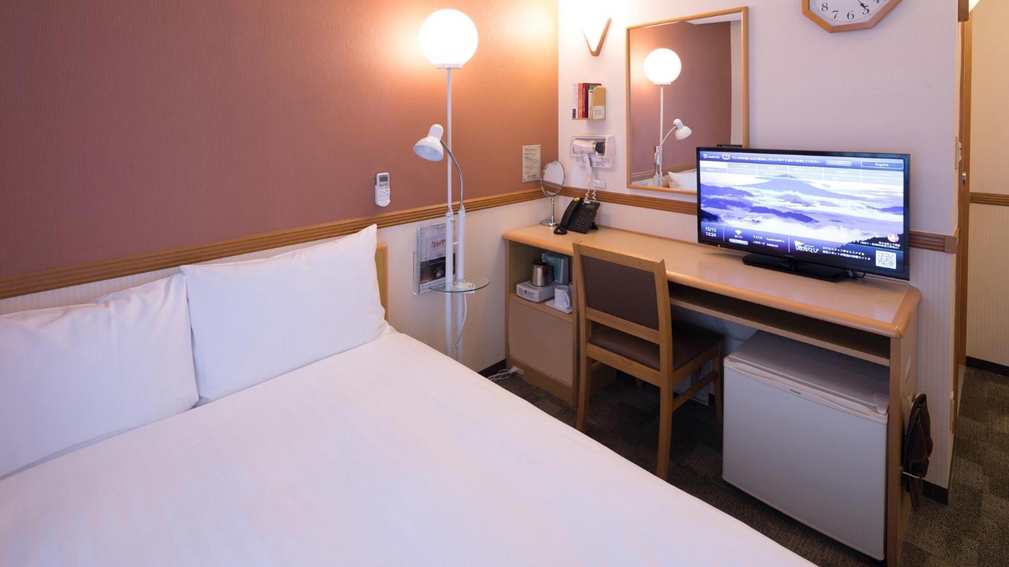 Toyoko Inn Nagoya Owari Ichinomiya Ekimae Room photo